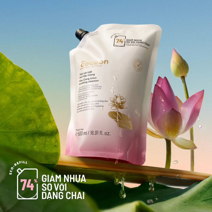 Cocoon Vietnam - Hau Giang Lotus Soothing Cleanser (Sữa Rửa Mặt Sen Hậu Giang) with Lotus Extract, Madecassoside, Vitamin B5 & Sodium PCA 500ml.